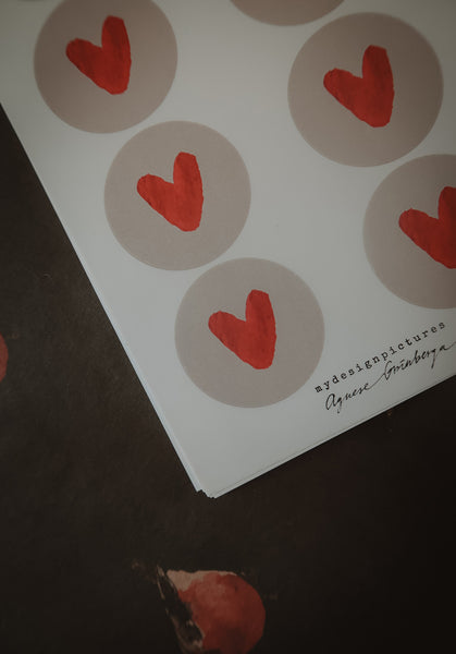 Red hearts sticker set
