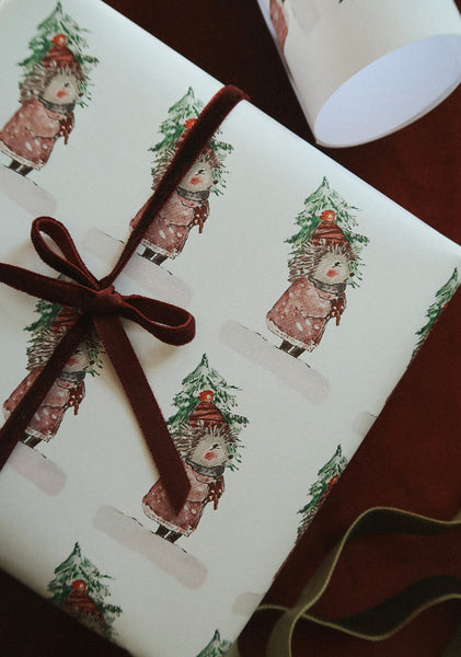 SET OF 3 pieces Hedgehogs white wrapping paper