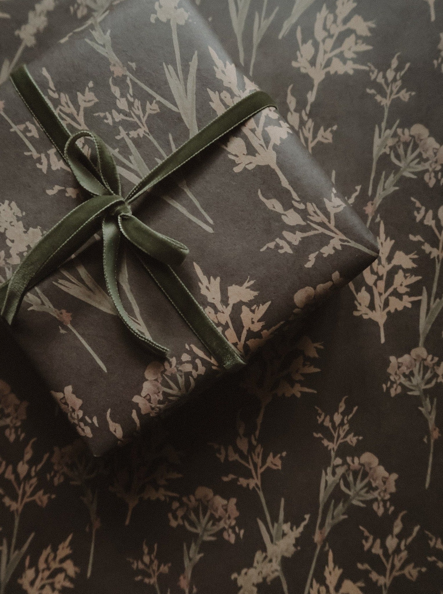 MEADOW GRASSES kraft wrapping paper