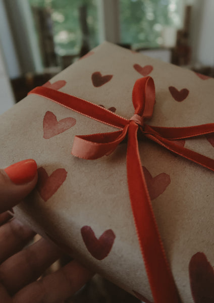 SET OF 3 pieces RED HEARTS kraft wrapping paper