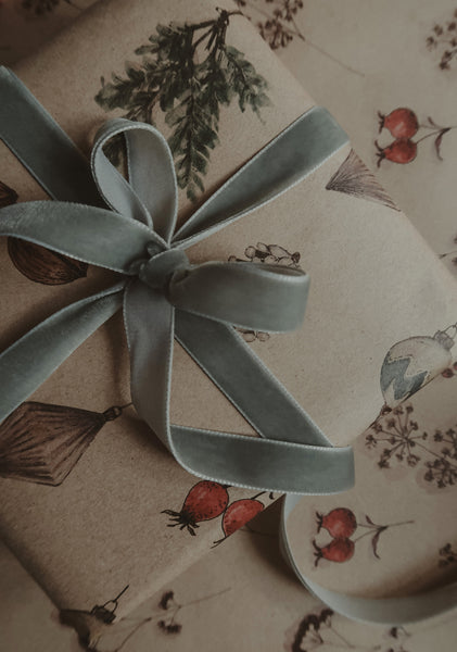 Velvet ribbon GRAY length 2.5m/width 16mm