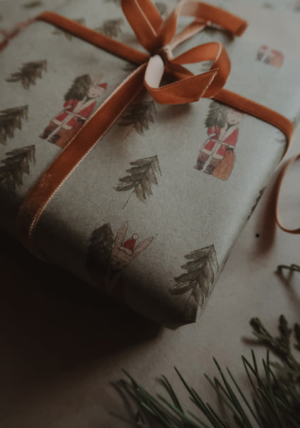 BUNNY WITH TREE kraft wrapping paper