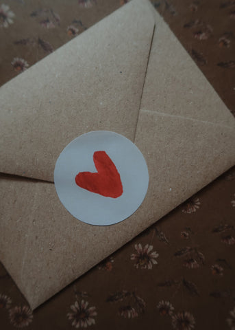 Red hearts sticker set