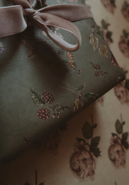 SET of 3 Flowers on dark gray kraft wrapping paper