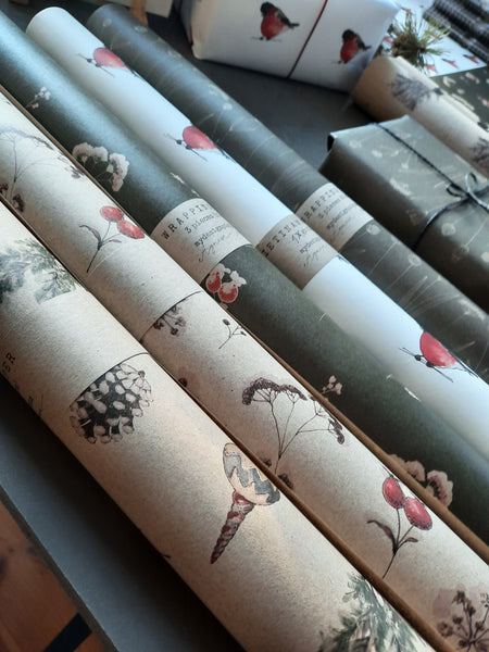 Graphical floral kraft wrapping paper