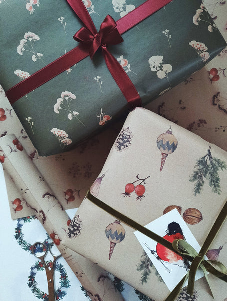 SET OF 3 pieces FLORAL deep green wrapping paper