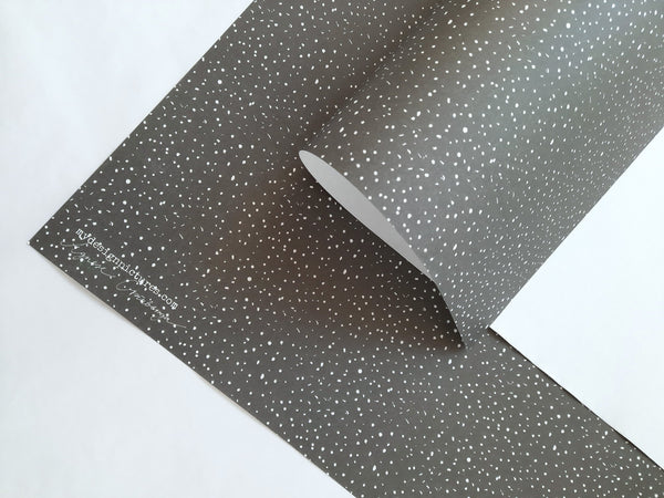 SET OF 3 pieces SNOWING wrapping paper