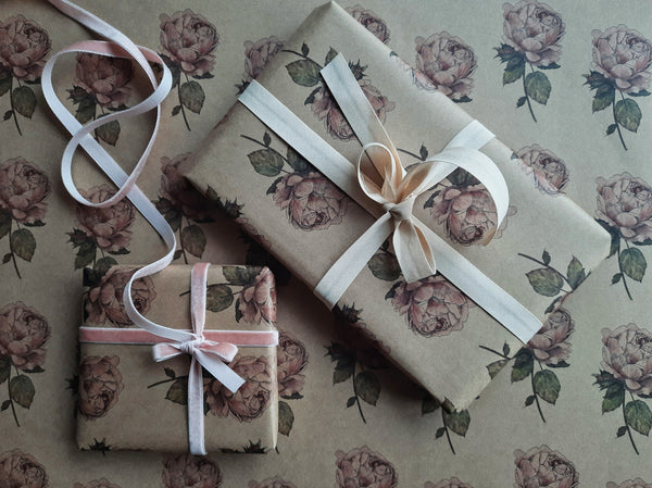 SET OF 3 pieces VINTAGE ROSE kraft wrapping paper