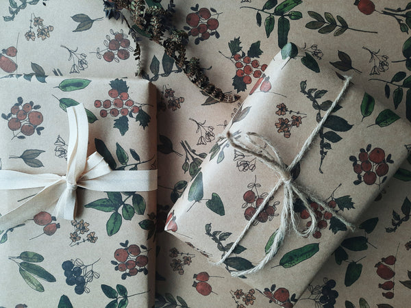 SET OF 3 pieces BERRIES AND PLANTS kraft wrapping paper