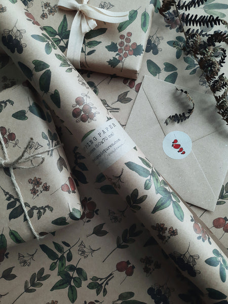 Berries and plants kraft wrapping paper